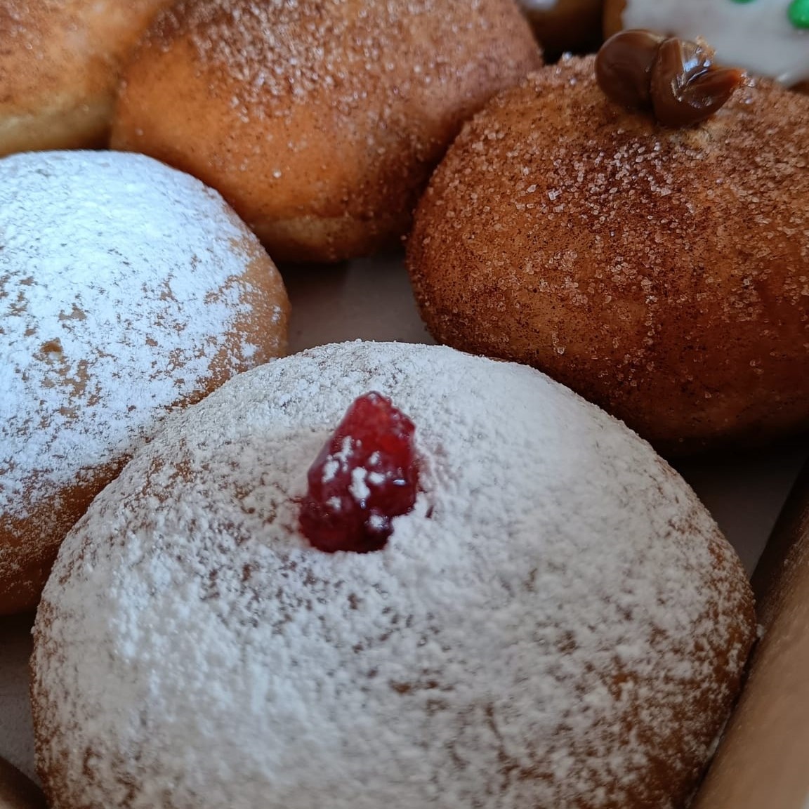 donuts 8